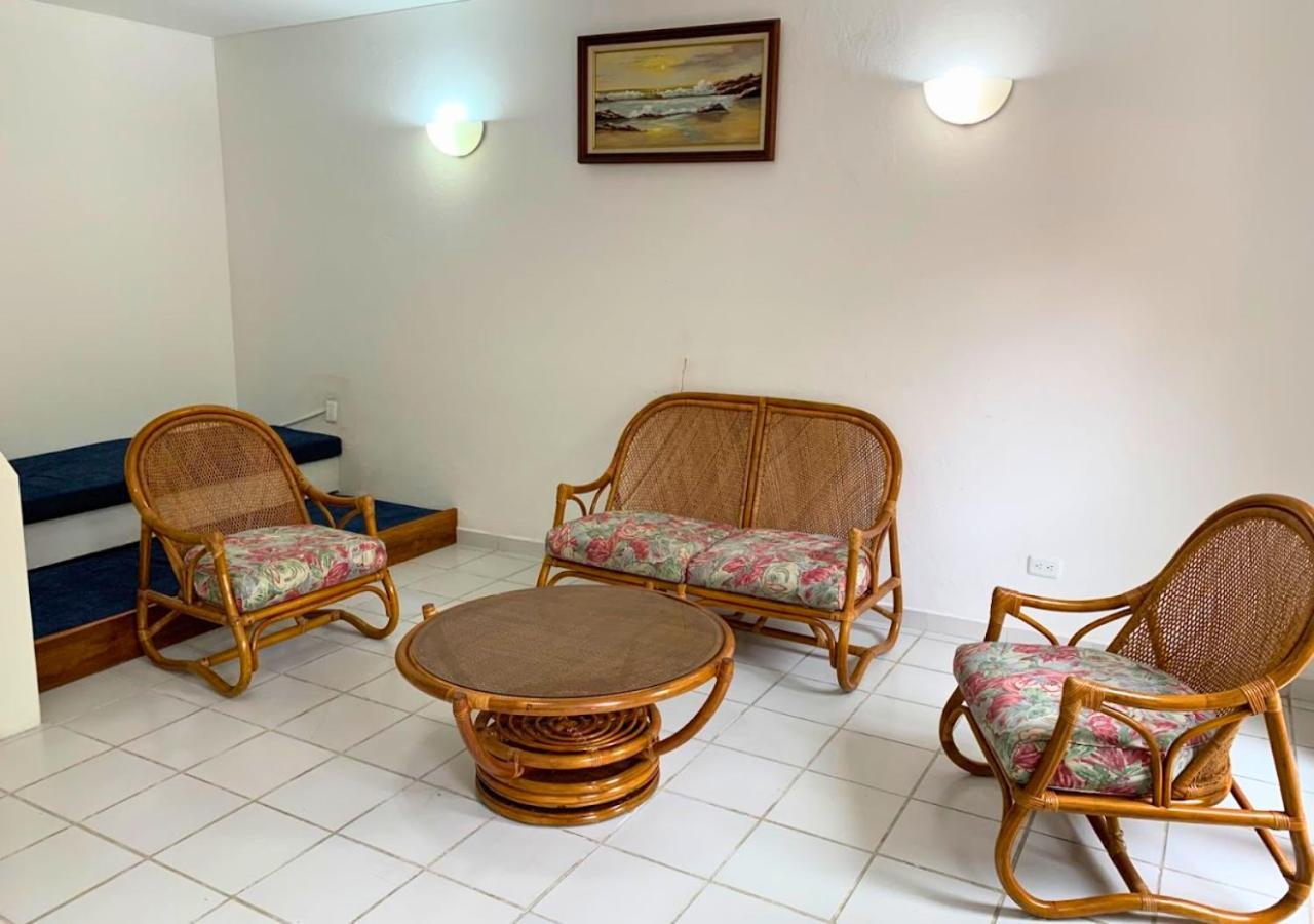 Hermosa Casa De 3 Pisos *